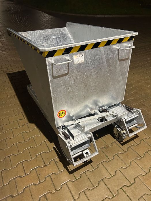 Kontener samowyładowczy ocynkowany 600L / Kontener do wózka widłowego