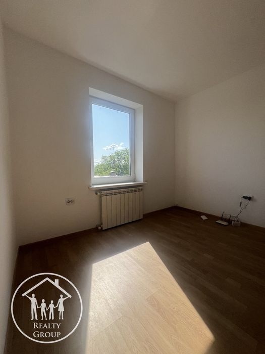 Продаж будинку з ремонтом для великої сім'ї у Великих Грибовичах!