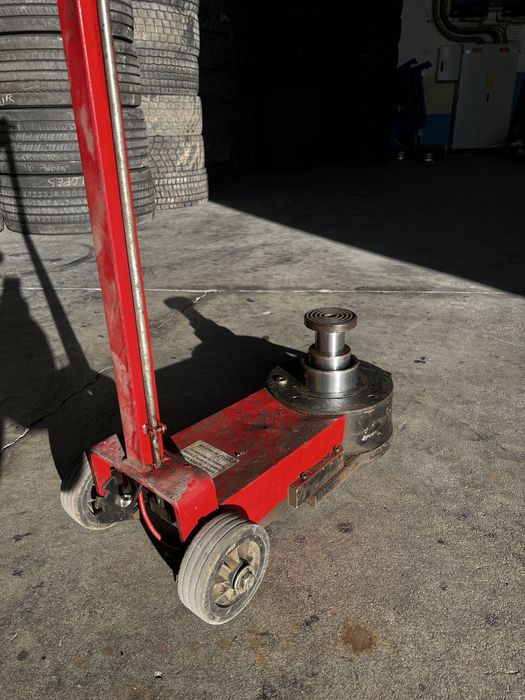 Macacos hidraulicos pneumaticos de 60 toneladas