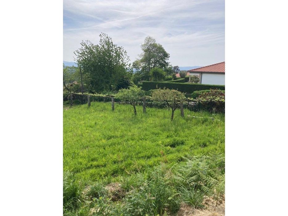 Terreno com PIP Aprovado e 4.040 m² | Formariz, Paredes de Coura — Formariz E Ferreira, Viana do Castelo