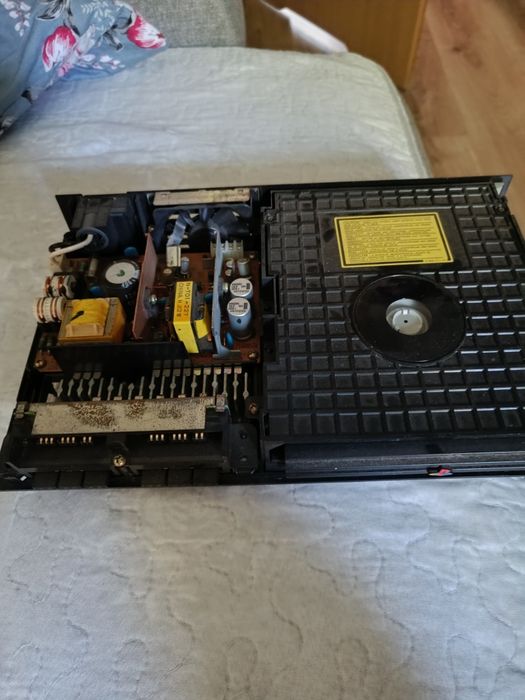 Sprzedam konsole ps2 FAT