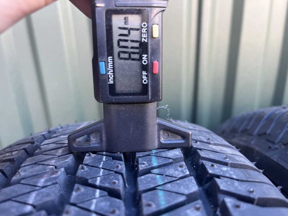 Диски 5/139,7 R15  ШИНИ 205/70 R15 Bridgestone Suzuki Jimny Vitara Нива УАЗ