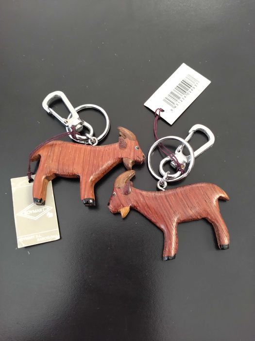 Conjunto de 2 porta-chaves em madeira