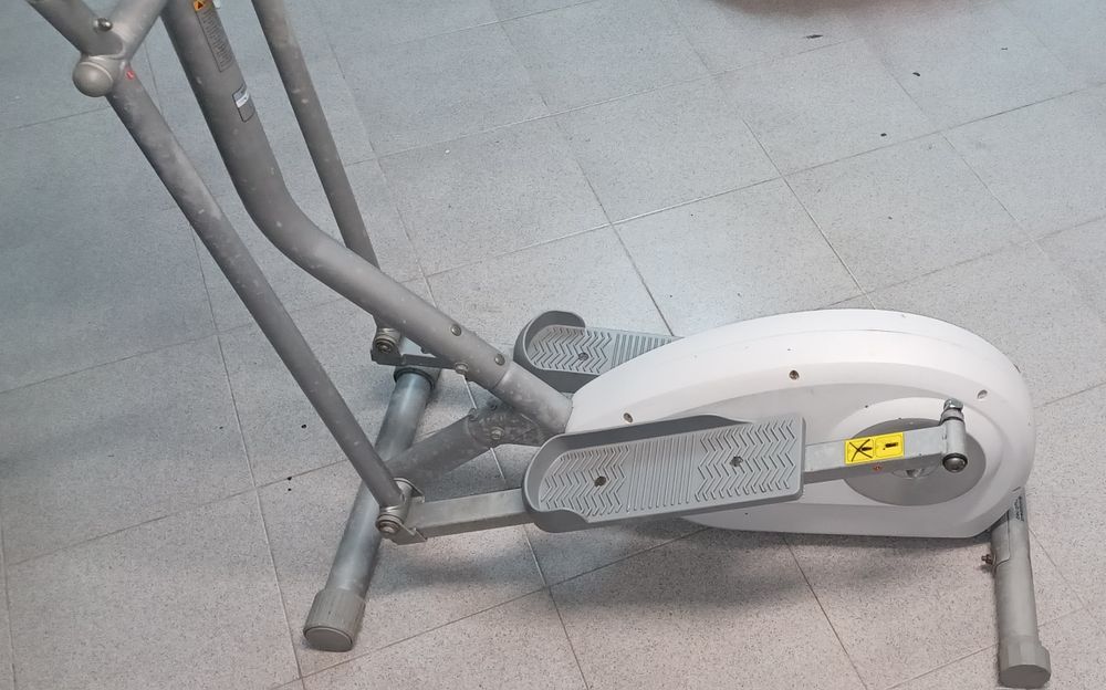 Elliptical Exercise Machine439741000828866562