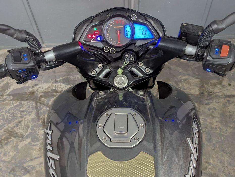 Bajaj Pulsar NS200