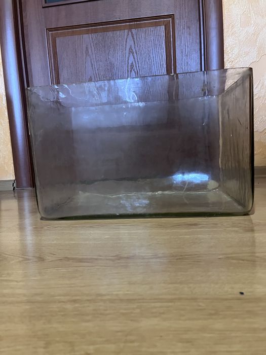 Прямокутний акваріум