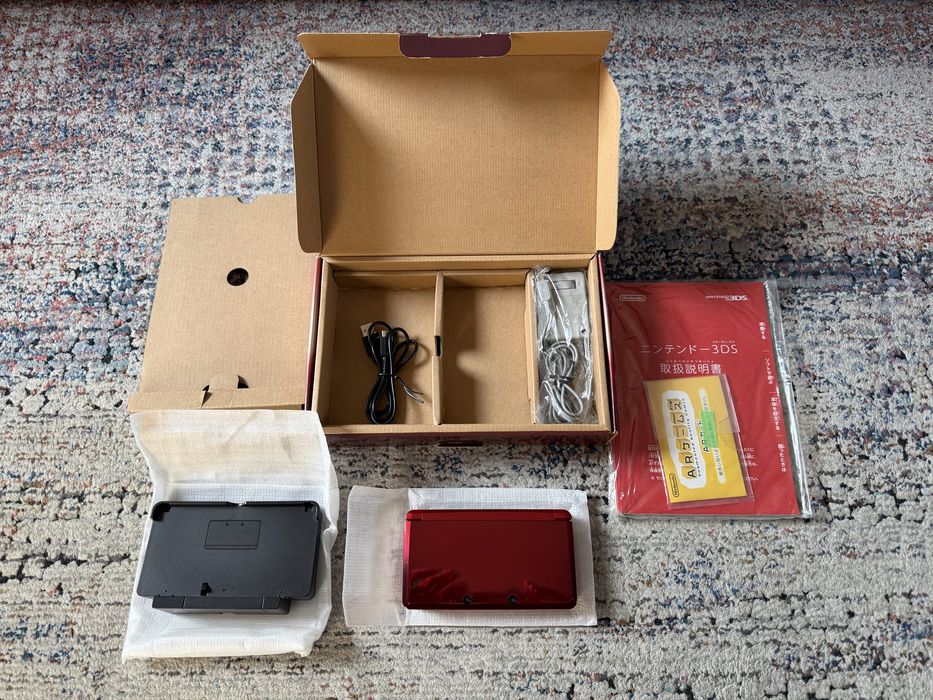 Nintendo 3DS Flare Red (stan idealny)