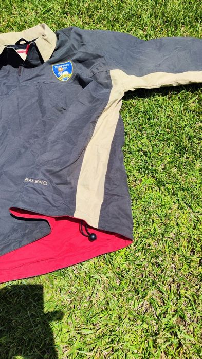 Blusão cinzento fechado