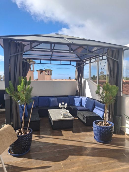 caramanchão de jardim