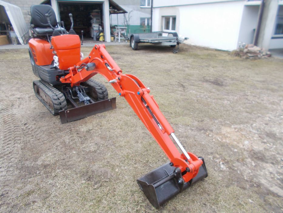 pożyczę minikoparkę kubota k008-3