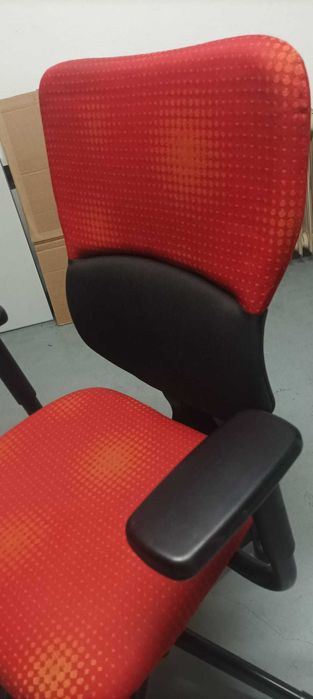 Cadeira de Escritório Ergonómica