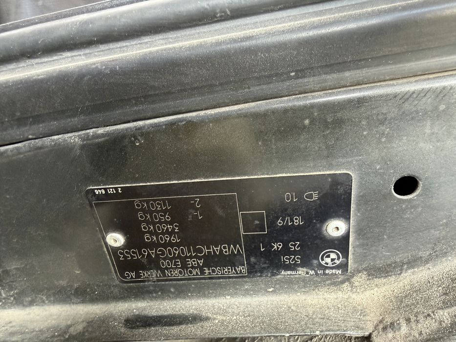 BMW E34 525 1990г