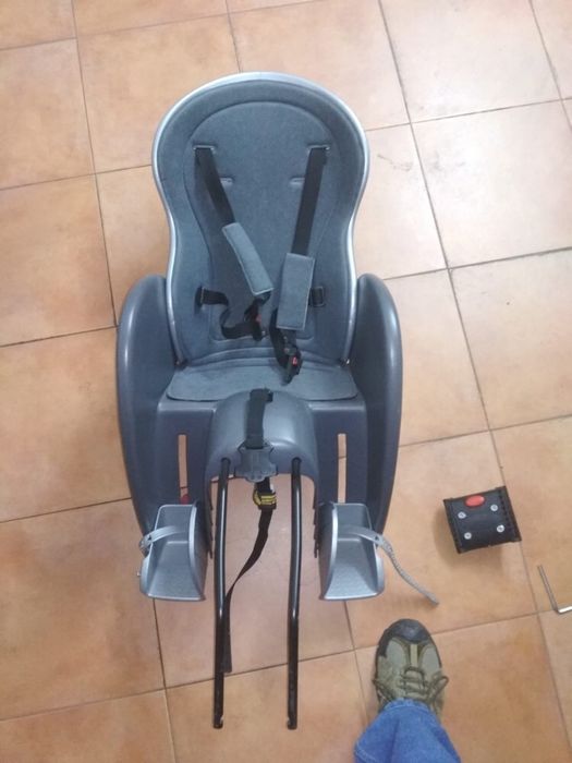 Cadeira de crianca para a bicicleta polisport