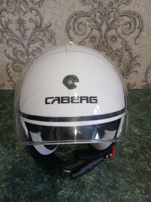Мотошолом CABERG
