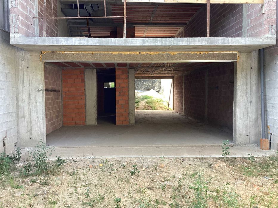 Moradia em banda Lamaçães