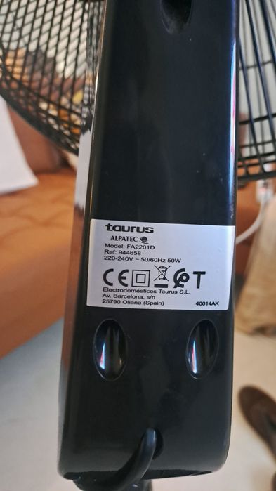 Ventoinha de Pé Digital Taurus 50W
