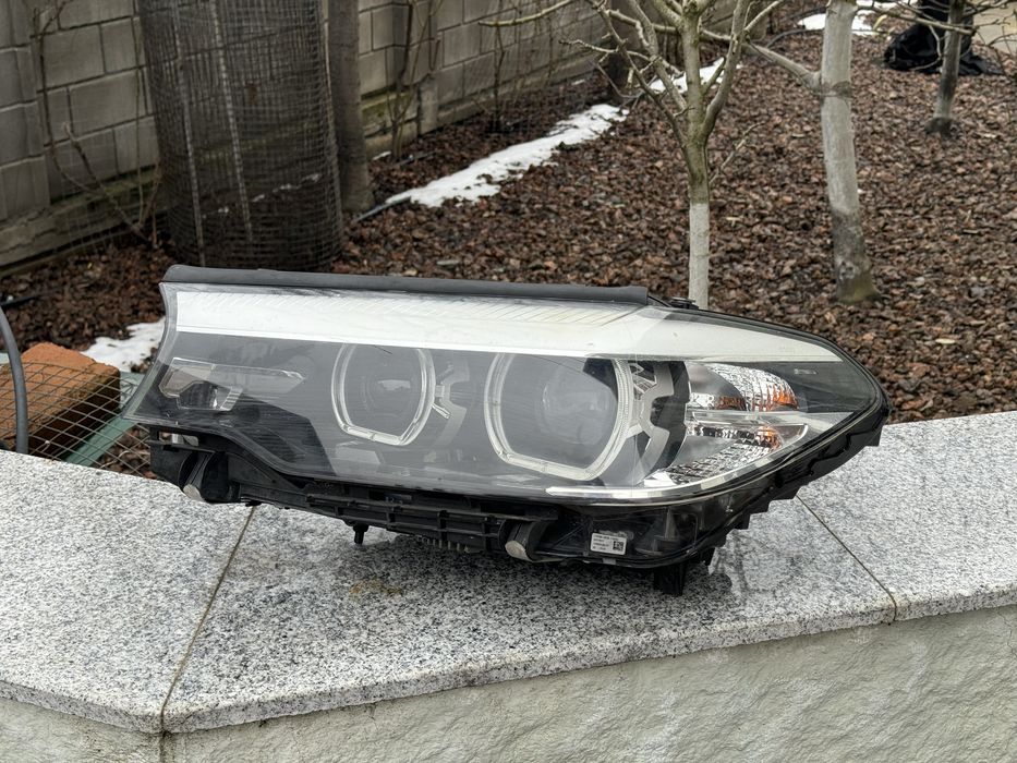 Ліва фара BMW 5 G30 2017-2020 рік. В сборі з блоками. 4900грн