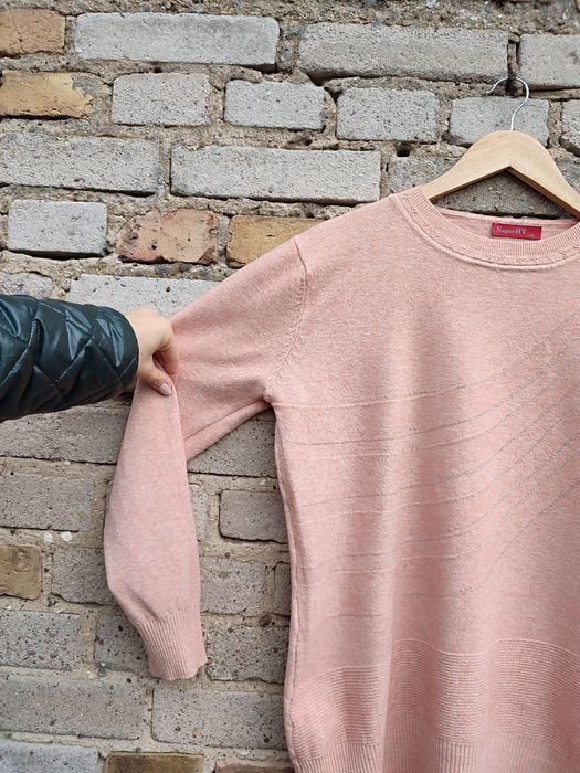 Sweter damski łososiowy
