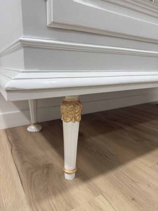 Cristaleira  movel de decoração