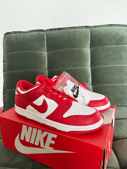 Nike Dunk Low University Red
