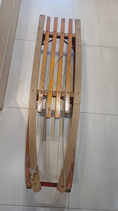 Sanki drewniane, uzywane, wzmocnione