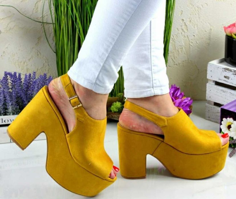 Żółte sandały na platformie rozmiar 37