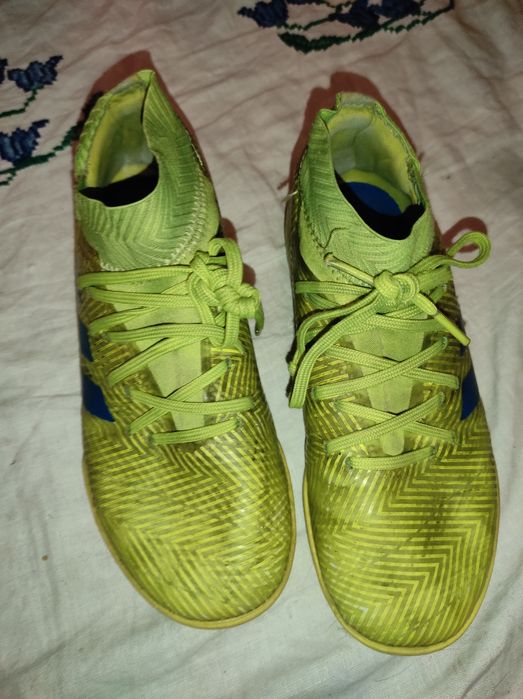 Взуття спортивне взуття для футболу кросівки кроси