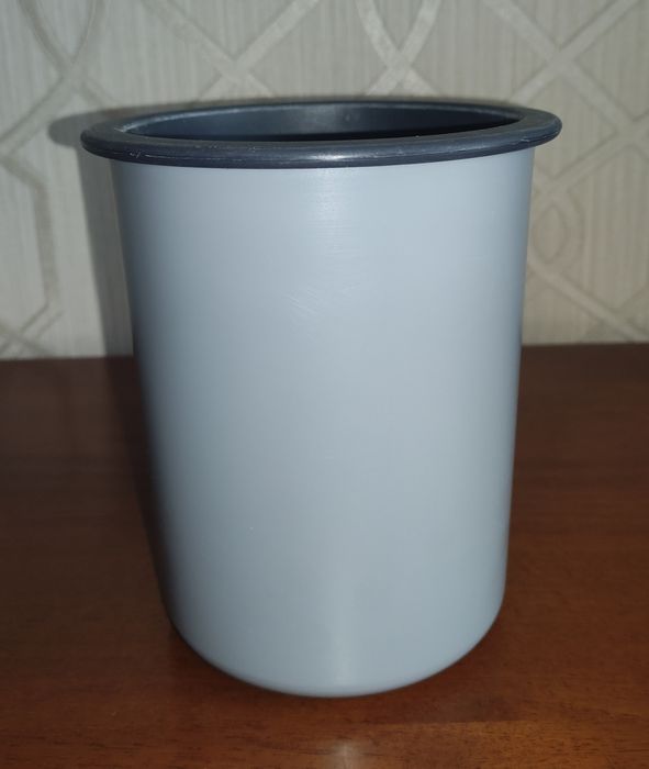 Посуд Tupperware (новий та б/в)