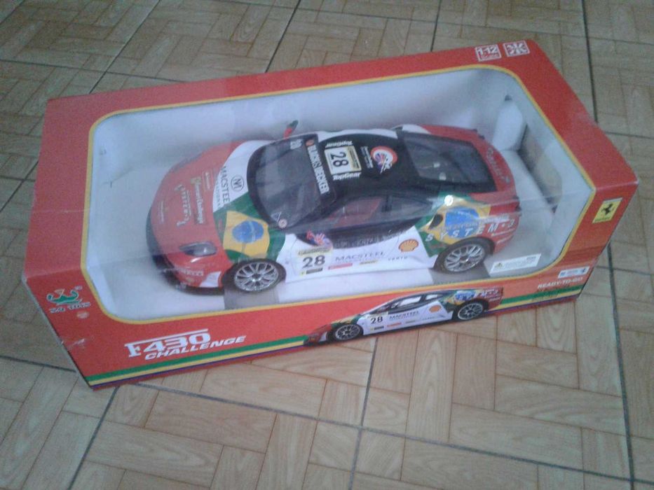 Ferrari F430 Challenge 1/12 telecomandado de Bruno Senna, como NOVO!