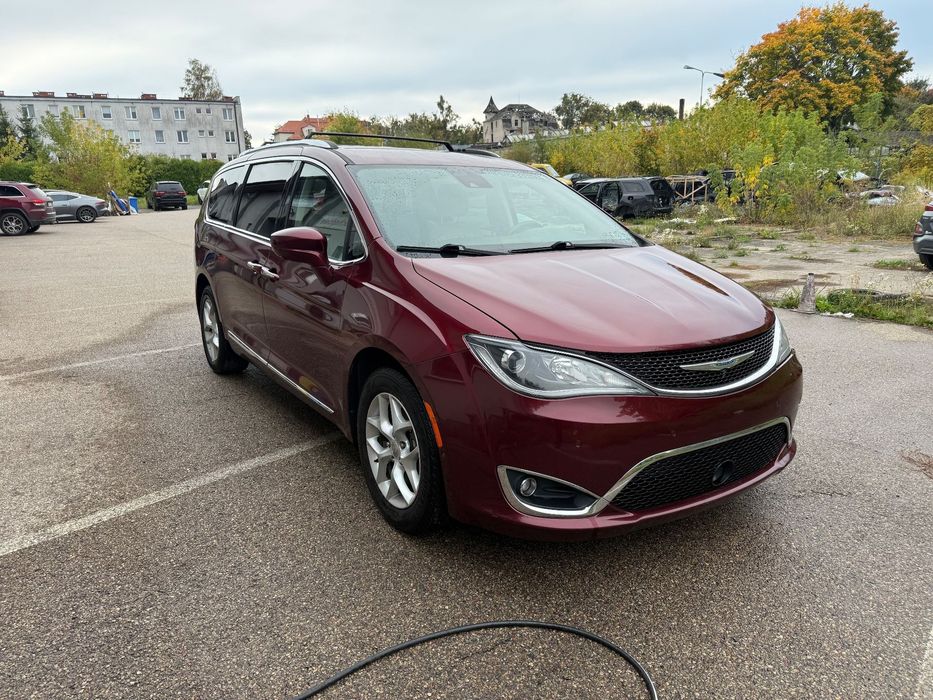 Chrysler Pacifica