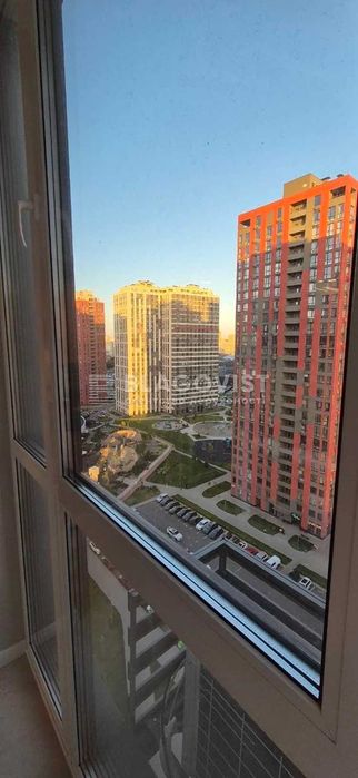 Варшавський Плюс Подільський 1к з ремонтом на Виговського 40/12