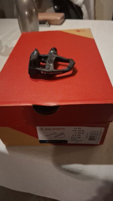 Vendo sapatos pedais e selim