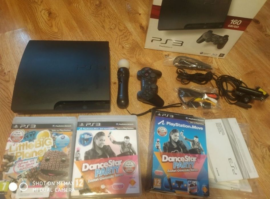 PS3 z grami i kamerką okolo 30 gier