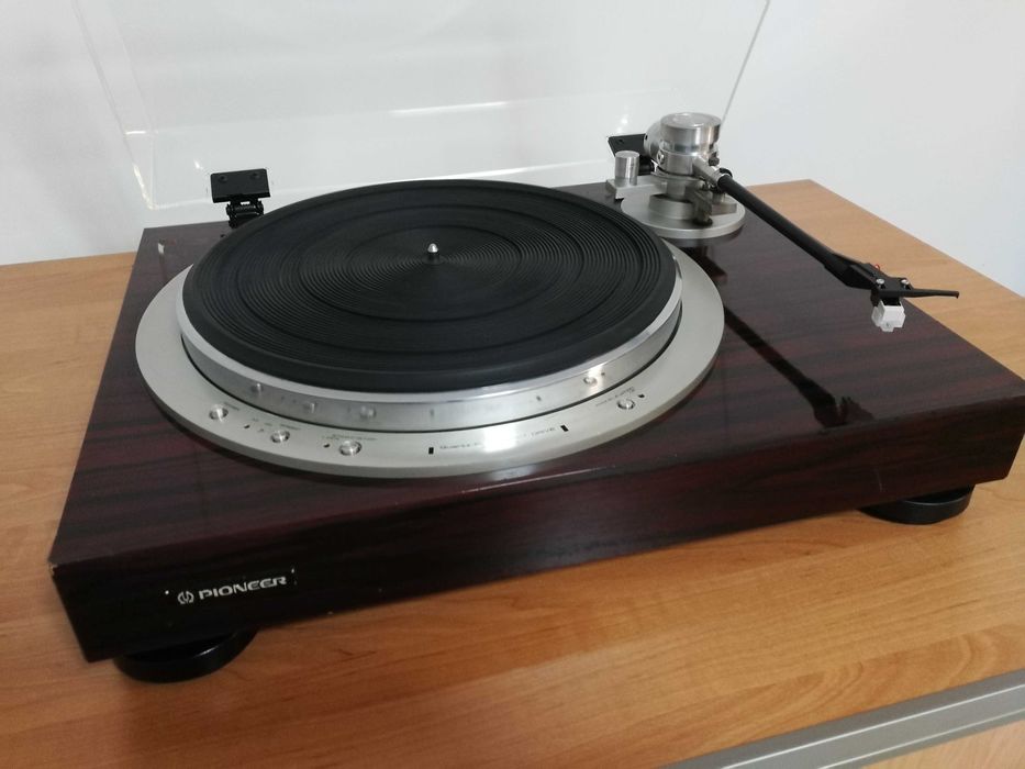 Gramofon Pioneer PL-30LII