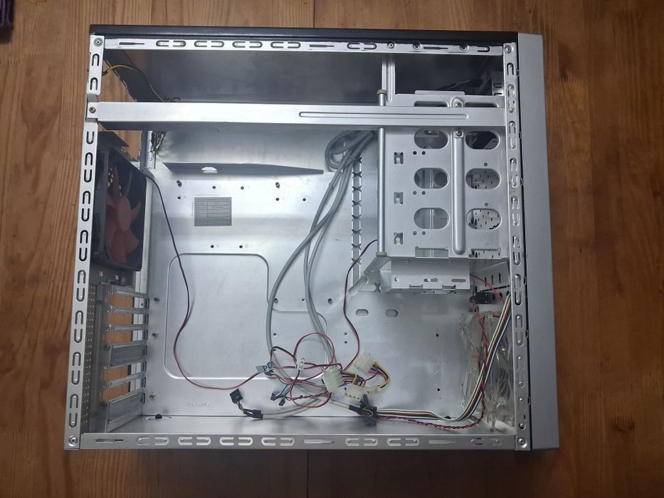Caixa Thermaltake Matria