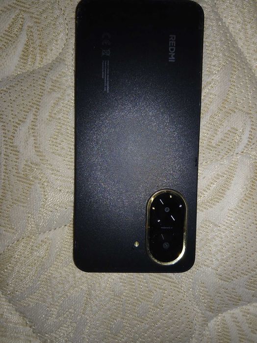 Telemovel Oppo A5 em bom estado geral