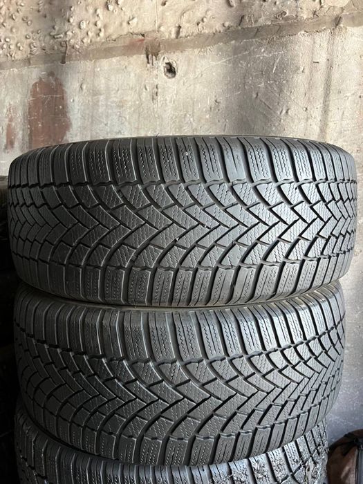 225/55/17 Bridgestone 2022года пара зимних шин