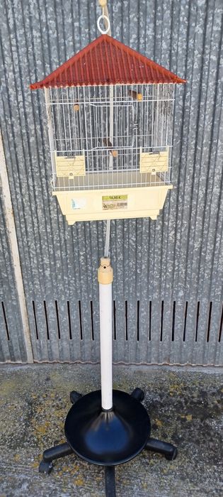 Vendo este soporte de gaiola