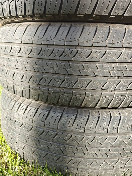 R17 265/65 michelin Франція 2024 рік