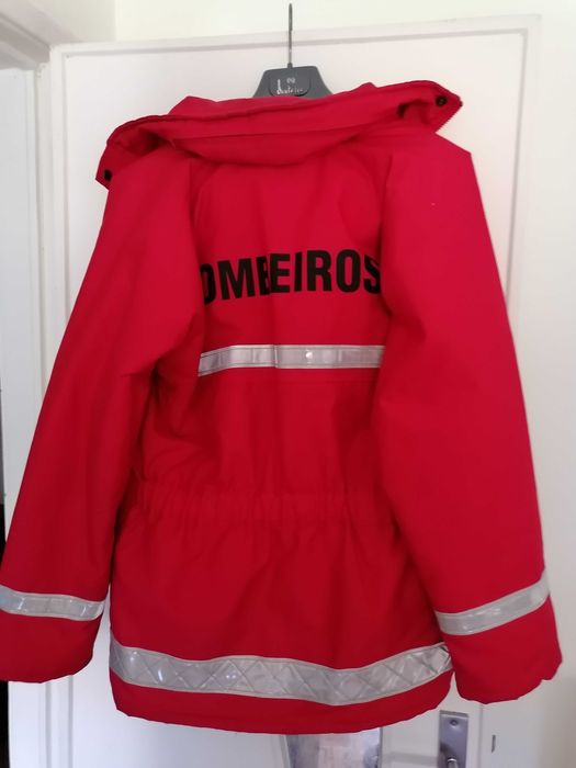 Equipamento bombeiros, nadador salvador e outros