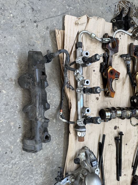 Паливна рампа,форсунки,катушки 1.5 бензин Nissan rogue T33 Ниссан рог