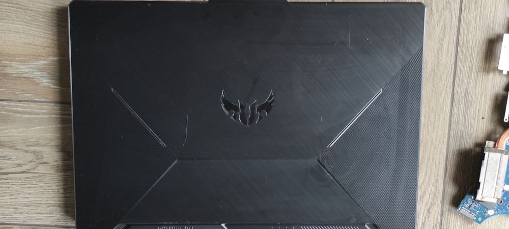 Ноутбук Asus TUF FA706II-H7004 залитий! на запчастини ремонт