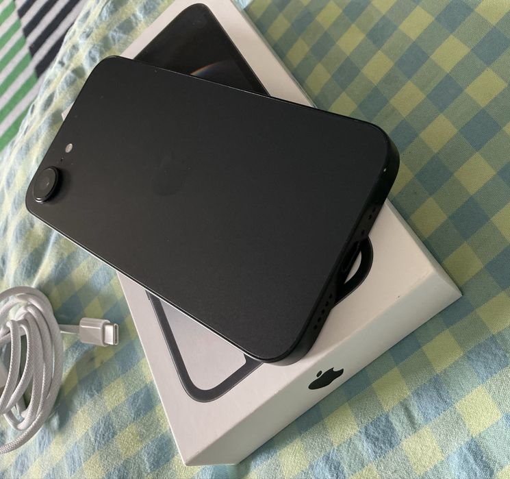 Używany iphone 16e