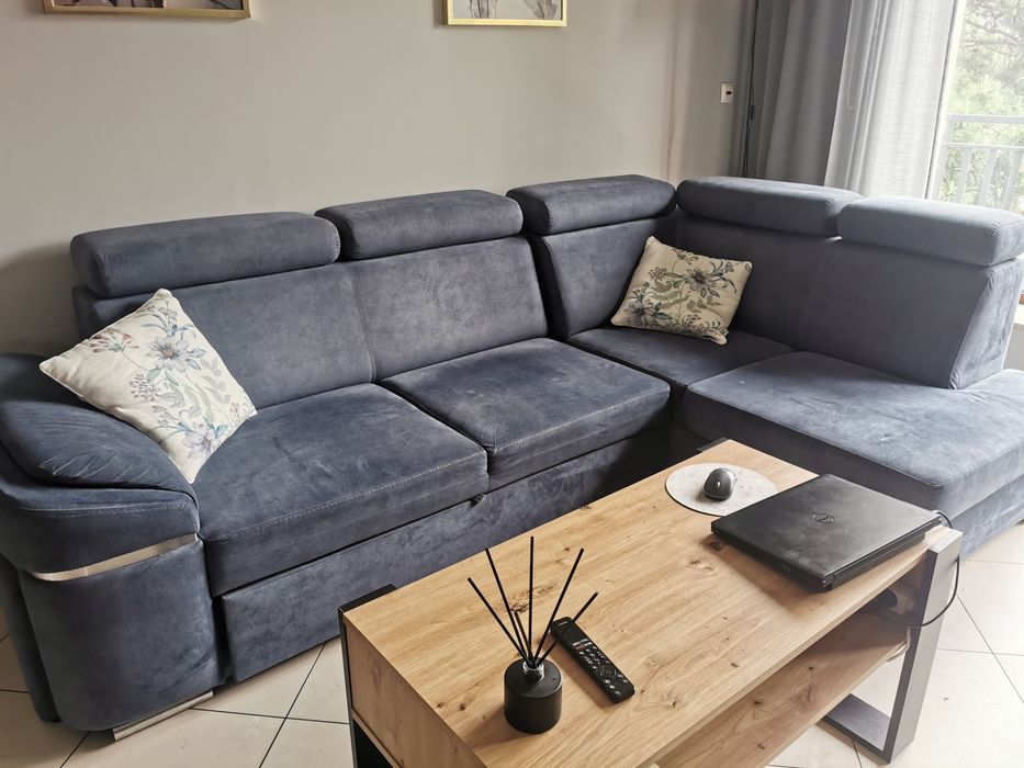 Sprzedam narożnik z funkcją spania.