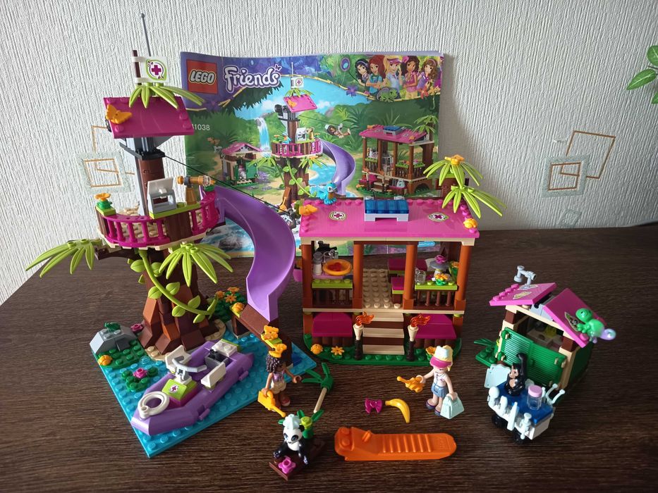 Б/В Конструктор Lego Friends