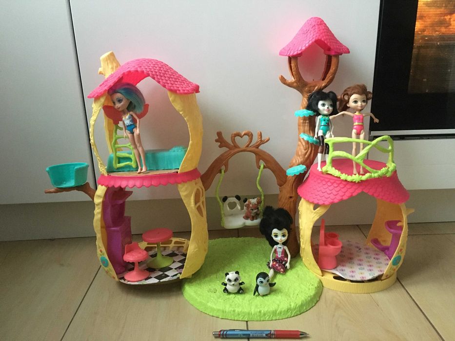 Zestaw Enchantimals - leśny domek na drzewie