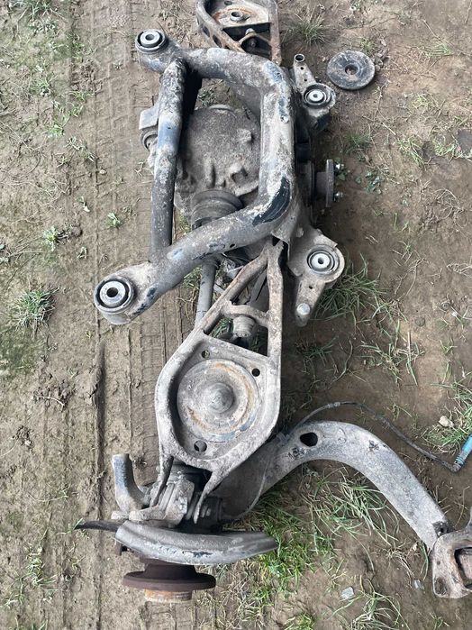 задняя подвеска BMW X3 E83 (2003-2010)