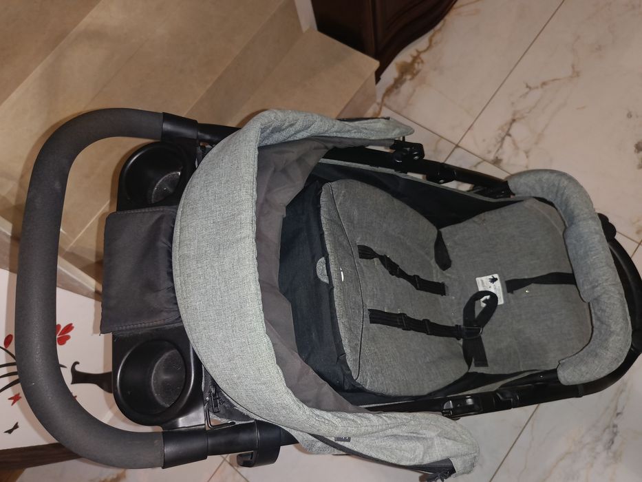 Wózek joie spacerowy spacerówka pompowane koła