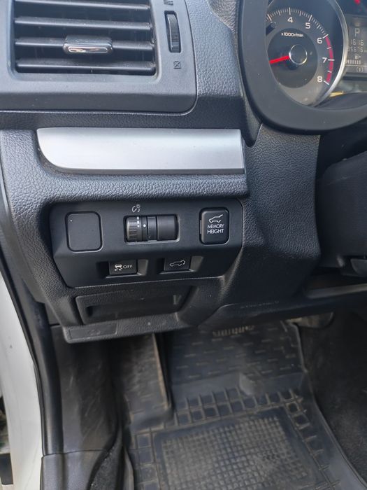 Subaru Forester (SJ)2.5 AWD 2013 року