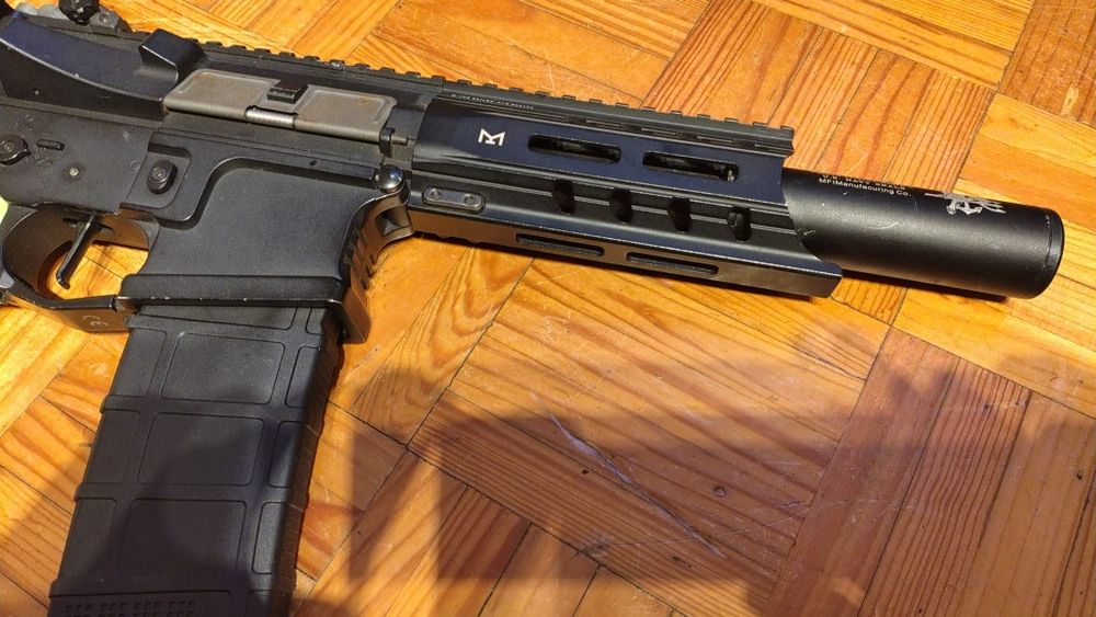 Vendo /retomo airsoft impecável